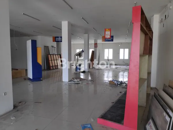 image TEMPAT USAHA STRATEGIS DI KALIRUNGKUT (6)