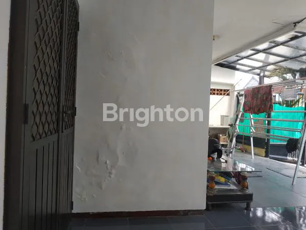 image RUMAH 2 LT DI WIGUNA TIMUR SURABAYA BU (6)