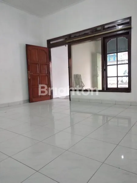 image RUKO ISTIMEWA POSISI HOOK DEKAT SOLOBARU (2)