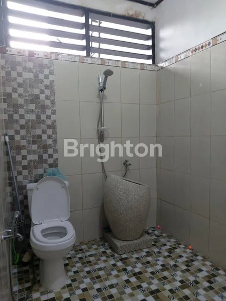 image SURABAYA SELATAN DEKAT UBAYA, 2 LANTAI LUAS & TERAWAT, BISA NEGO (9)