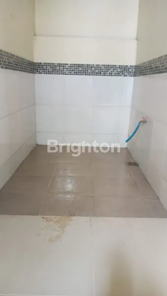 image RUMAH SIAP HUNI FULL FURNISHED IVY PARK BSB SEMARANG DEKAT UPTOWN MALL UNIKA (2)