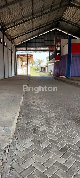 image GUDANG SIAP PAKAI STRATEGIS TEPAT BERADA DI NOL JALAN RAYA (2)