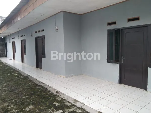 image RUMAH KONTRAKAN 5 PINTU DI DEPOK (1)