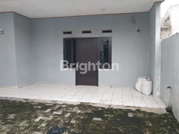 image RUMAH KONTRAKAN 5 PINTU DI DEPOK (4)