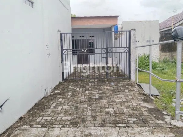 image RUMAH KONTRAKAN 5 PINTU DI DEPOK (8)