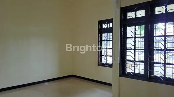 image RUMAH 0 JL RAYA PAHLAWAN DEPAN LIPPO MALL STRATEGIS,TENGAH KOTA SIAP HUNI (4)