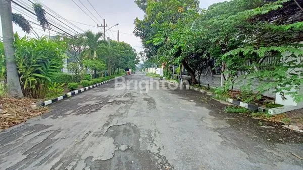 image RUMAH 0 JL RAYA PAHLAWAN DEPAN LIPPO MALL STRATEGIS,TENGAH KOTA SIAP HUNI (6)
