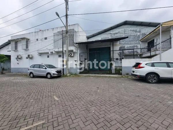 image GUDANG SANGAT LUAS SIAP HUNI (1)