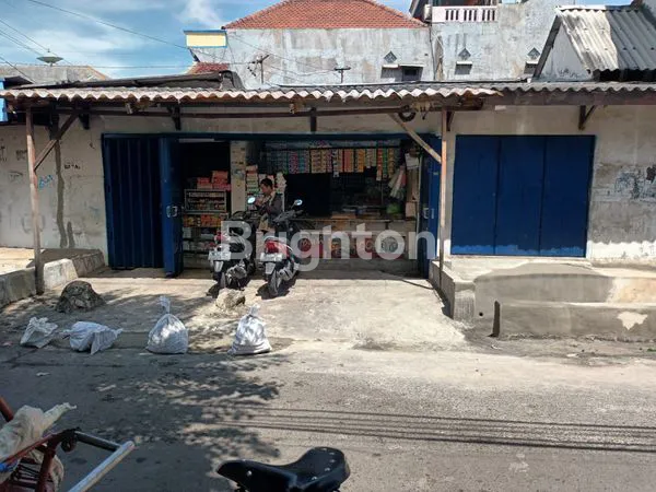 image RUMAH USAHA PUTAT JAYA SURABAYA LOKASI STRATEGIS DEKAT PASAR (1)
