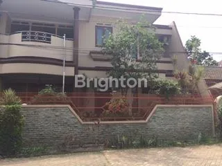 image RUMAH LUAS 2 LANTAI FULL FURNISHED DI HUNIAN BERKONSEP ISLAMI, ISLAMIC VILLAGE KARAWACI (1)