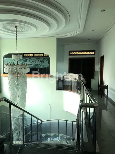 image RUMAH TAMAN DAAN MOGOT 2 LANTAI DENGAN PARKIRAN LUAS DAN BEBAS BANJIR (2)