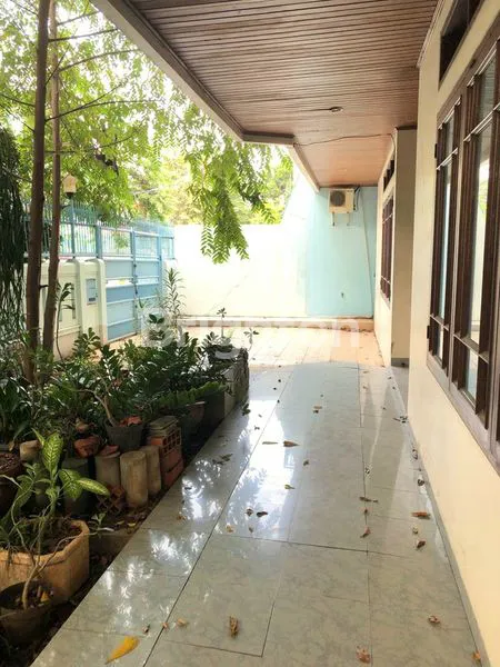 image RUMAH TAMAN DAAN MOGOT 2 LANTAI DENGAN PARKIRAN LUAS DAN BEBAS BANJIR (7)