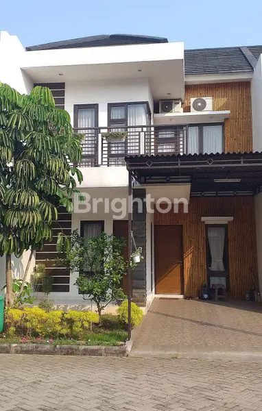 image RUMAH CANTIK NYAMAN DI CLUSTER ELITE DAN STRATEGIS  (1)