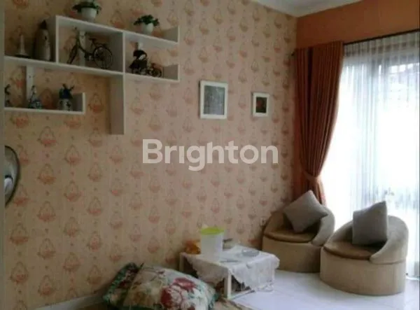 image RUMAH CANTIK NYAMAN DI CLUSTER ELITE DAN STRATEGIS  (3)