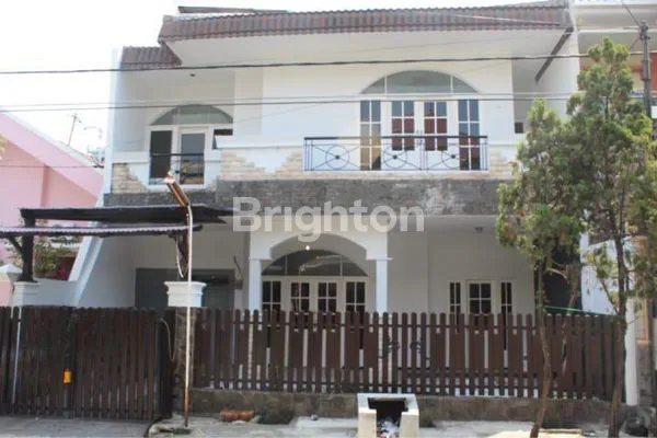 image MANYAR KERTOADI (1)