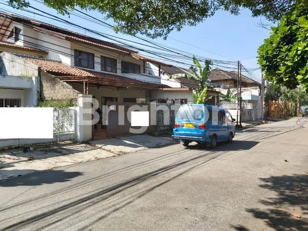 image RUMAH NYAMAN 2 LANTAI DAN ASRI SIAP HUNI (3)