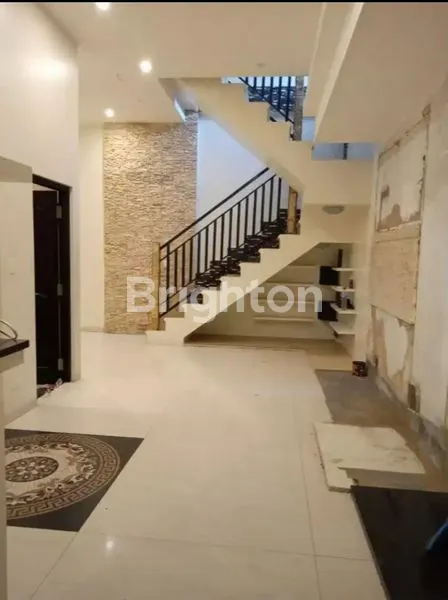 image RUMAH DEKAT SEKOLAH TRI TUNGGAL (3)