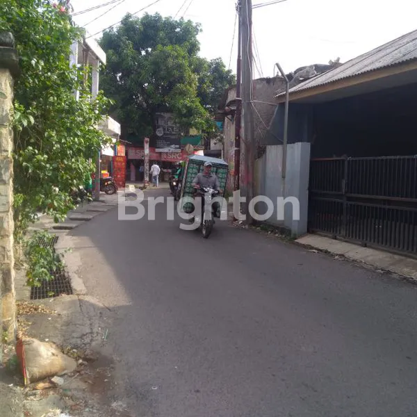 image RUMAH SIAP HUNI DENGAN LOKASI SANGAT STRATEGIS DEKAT JUANDA DEPOK (1)