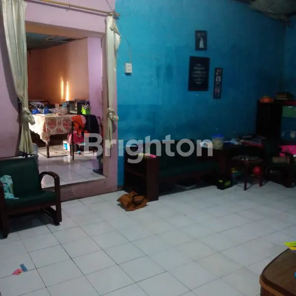 image RUMAH SIAP HUNI DENGAN LOKASI SANGAT STRATEGIS DEKAT JUANDA DEPOK (4)