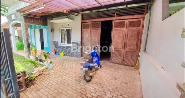 image RUMAH BAGUS HOOK TERAWAT SIAP HUNI DI DEKAT KAMPUS ITN UB SIGURA² KOTA MALANG (2)