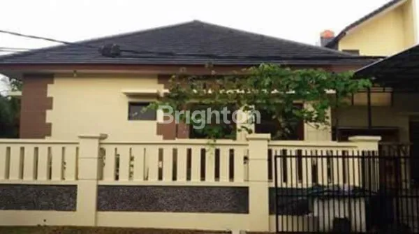 image TURUN HARGA JARANG ADA RUMAH 2 HALAMAN MUKA SIAP HUNI  (2)