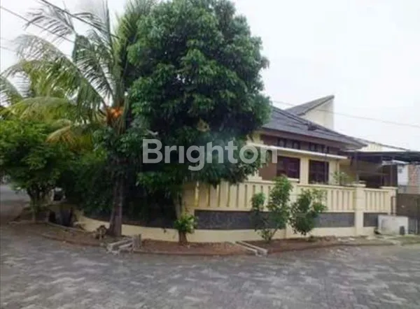 image TURUN HARGA JARANG ADA RUMAH 2 HALAMAN MUKA SIAP HUNI  (1)