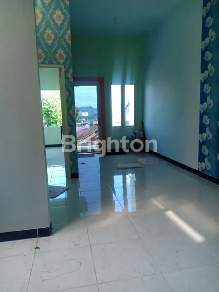 image BANGUNAN BARU, SIAP HUNI 2 LANTAI KOTA SAMARINDA. LEO SMD 022 (2)