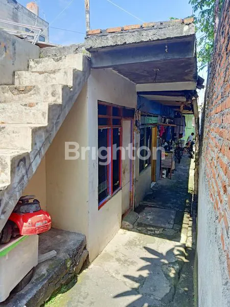 image RUMAH KONTRAKAN 6 PINTU (1)