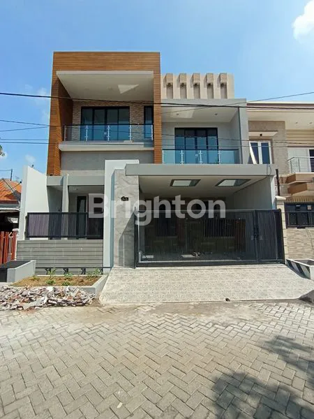 image MANYAR TIRTOYOSO NEW GRESS SIAP HUNI FURNISH BONUS 5 AC BANGUNAN MODERN (1)