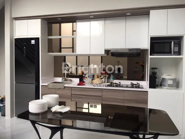 image RUMAH PUSAT SURABAYA (7)