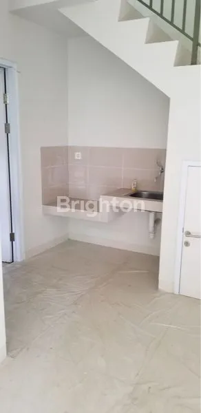 image RUMAH BARU MASIH SEGEL HARGA TIDAK SAMPE 1M DI DAERAH GADING SERPONG WOW! (3)