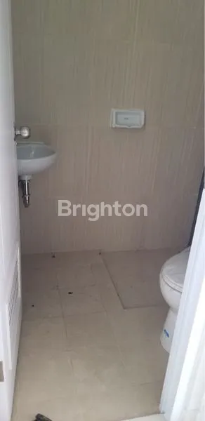 image RUMAH BARU MASIH SEGEL HARGA TIDAK SAMPE 1M DI DAERAH GADING SERPONG WOW! (7)