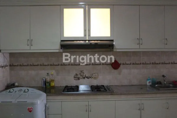 image RUMAH SIAP HUNI FULL FURNISH TAMAN PARAHYANGAN LIPPO KARAWACI TANGERANG (2)