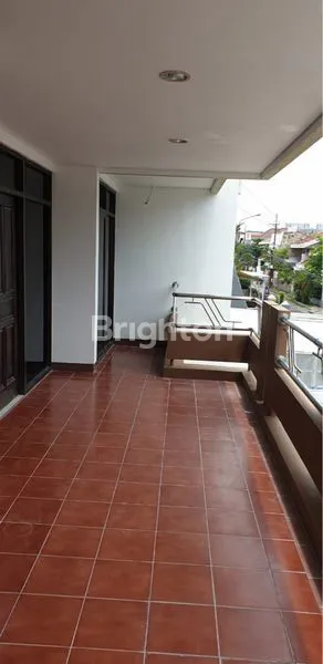 image RUMAH DHARMAHUSADA TERAWAT SIAP HUNI 2LANTAI (1)