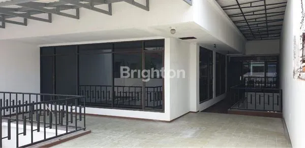 image RUMAH DHARMAHUSADA TERAWAT SIAP HUNI 2LANTAI (8)