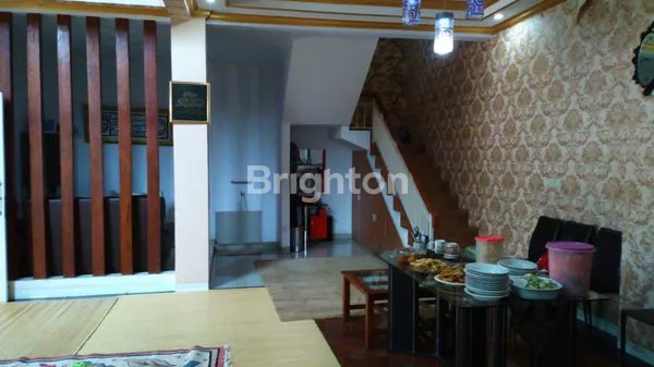 image RUMAH LUAS DI PEKAYON BEKASI (8)