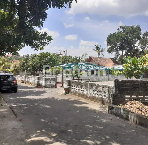 image JUAL TANAH SIAP BANGUN DI SAMBILEGI  DEKAT BANDARA ADI SUCIPTO (1)