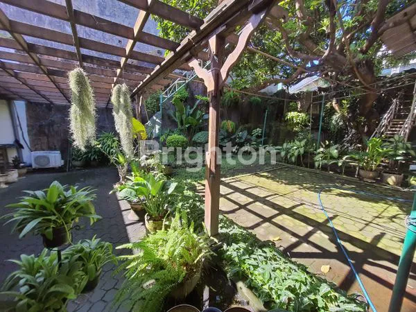 image RUMAH DHARMAHUSADA INDAH BARAT (8)