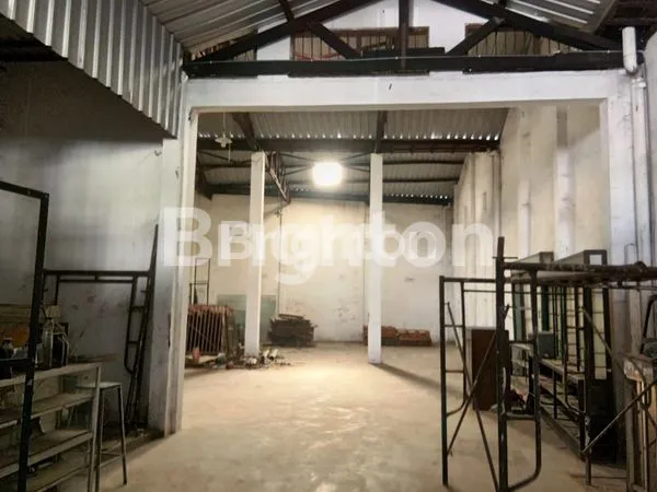 image GUDANG TENGAH KOTA SATU ARAH.GUDANG TERAWAT BERSIH (2)