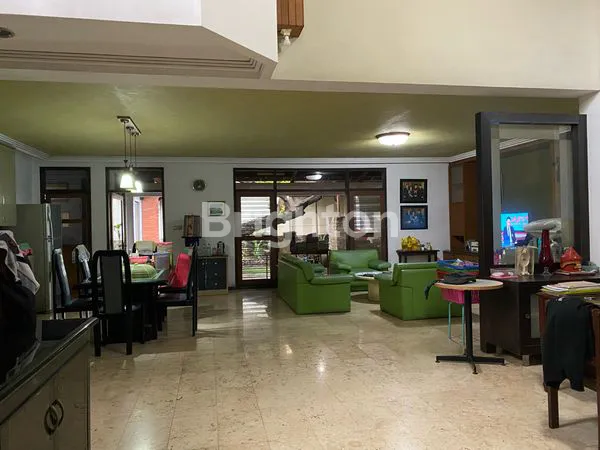 image RUMAH COCOK USAHA 2 LT DI RAYA RUNGKUT ASRI TENGAH SURABAYA (2)