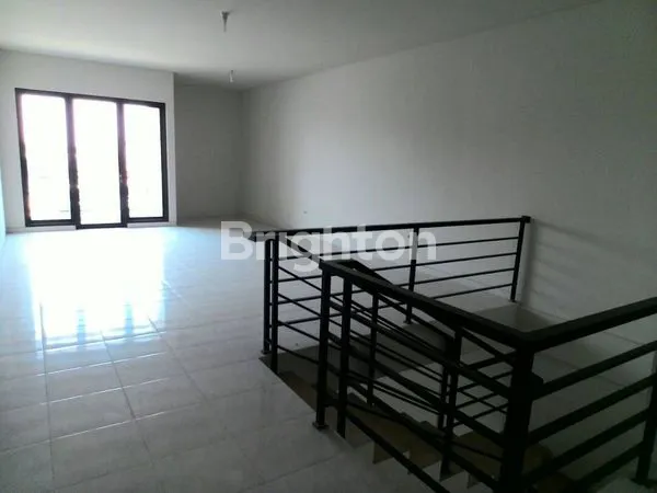 image BUTUH CEPAT LAKU, RUKO 4 LANTAI, NOL JALAN DI SURABAYA SELATAN (2)