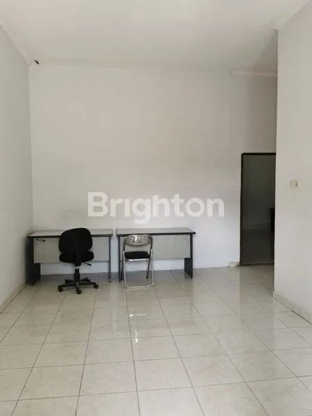 image RUMAH DI JL LEBAK JAYA UTARA SURABAYA COCOK UNTUK GUDANG ATAU KANTOR (1)