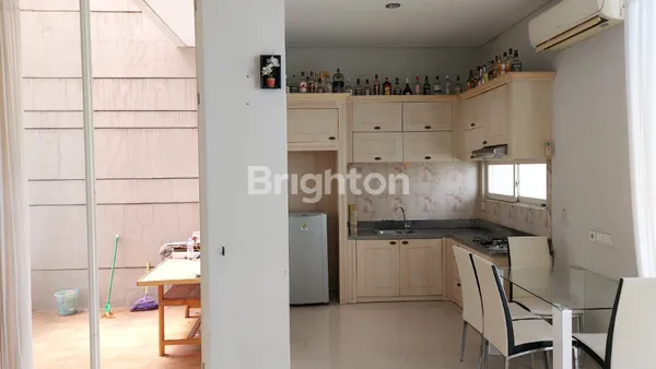 image RUMAH THE MANSION PAKUWON INDAH (5)