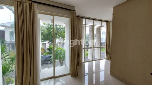 image RUMAH THE MANSION PAKUWON INDAH (6)