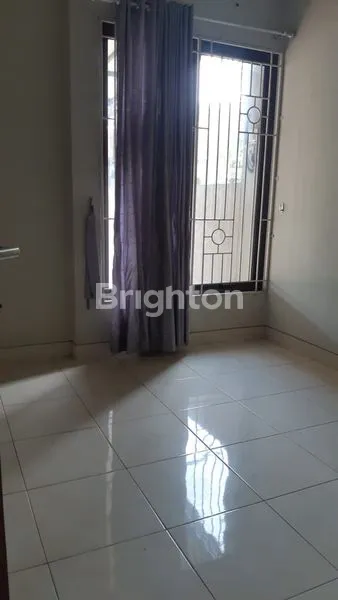 image RUMAH SUDAH RENOVASI SIAP PAKAI 1 LANTAI CLUSTER PREMIER SAVANNA VIDA BEKASI BEBAS BANJIR KEAMANAN 24 JAM  (8)