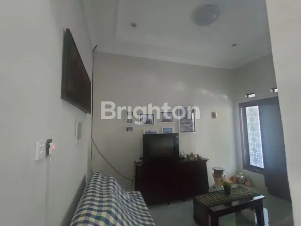 image RUMAH SUDAH RENOVASI 1 1/2 LANTAI.CANDI.SIDOARJO (2)