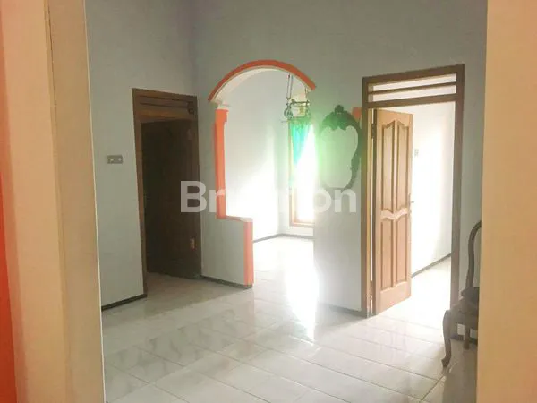 image RUMAH BAGUS 3 LT KOKOH SIAP HUNI HARGA MURAH DI BANDULAN KOTA MALANG (7)