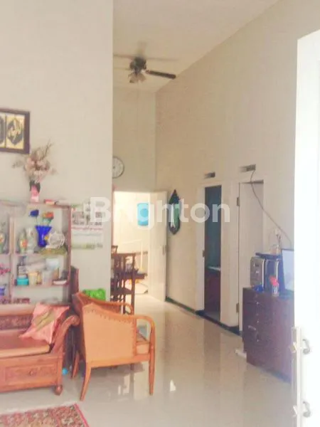 image RUMAH MODERN MINIMALIS BAGUS SIAP HUNI DI SULFAT PANDANWANGI KOTA MALANG (2)