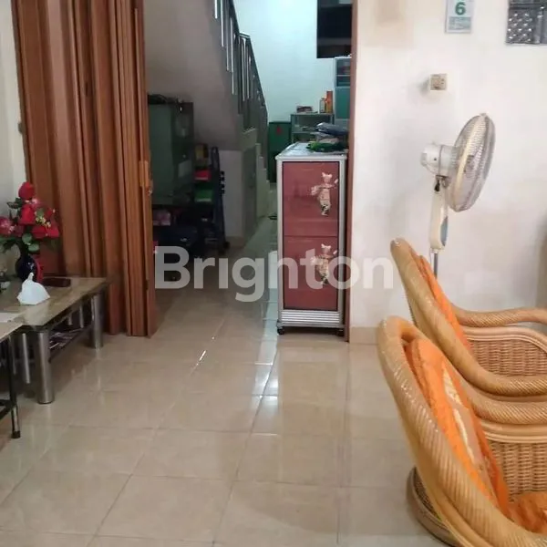 image TOWN HOUSE DEMPO DALAM (4)