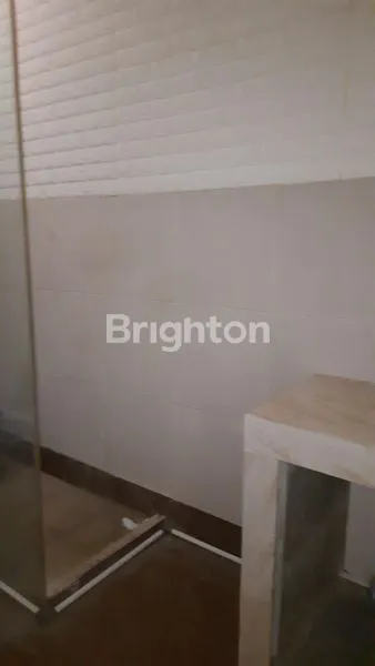 image RUMAH LOKASI STRATEGIS SURABAYA BARAT, DEKAT PAKUWON MALL, SEKOLAHAN, UNIVERSITAS, PUSAT KULINER & PERDAGANGAN LAINNYA (1)